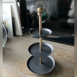 Metal Tiered Display